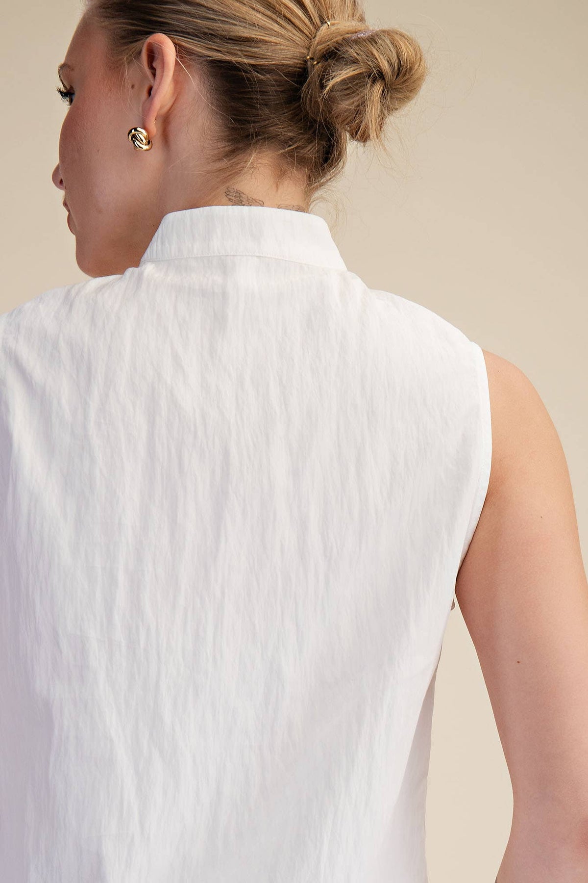 Stand Collar Slit V-Neck Sleeveless Top
