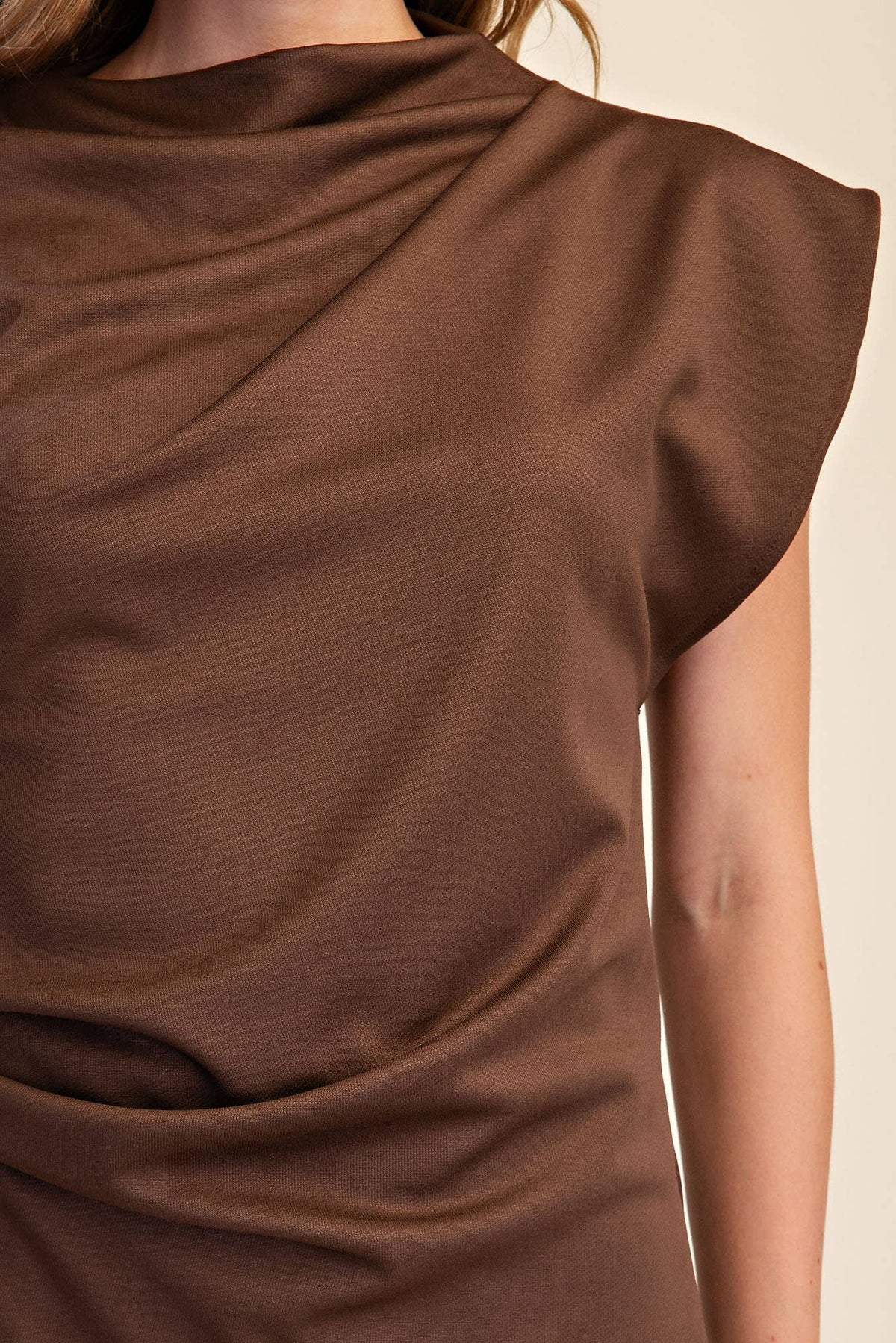 Straight Neckline Asymmetric Sleeveless Top