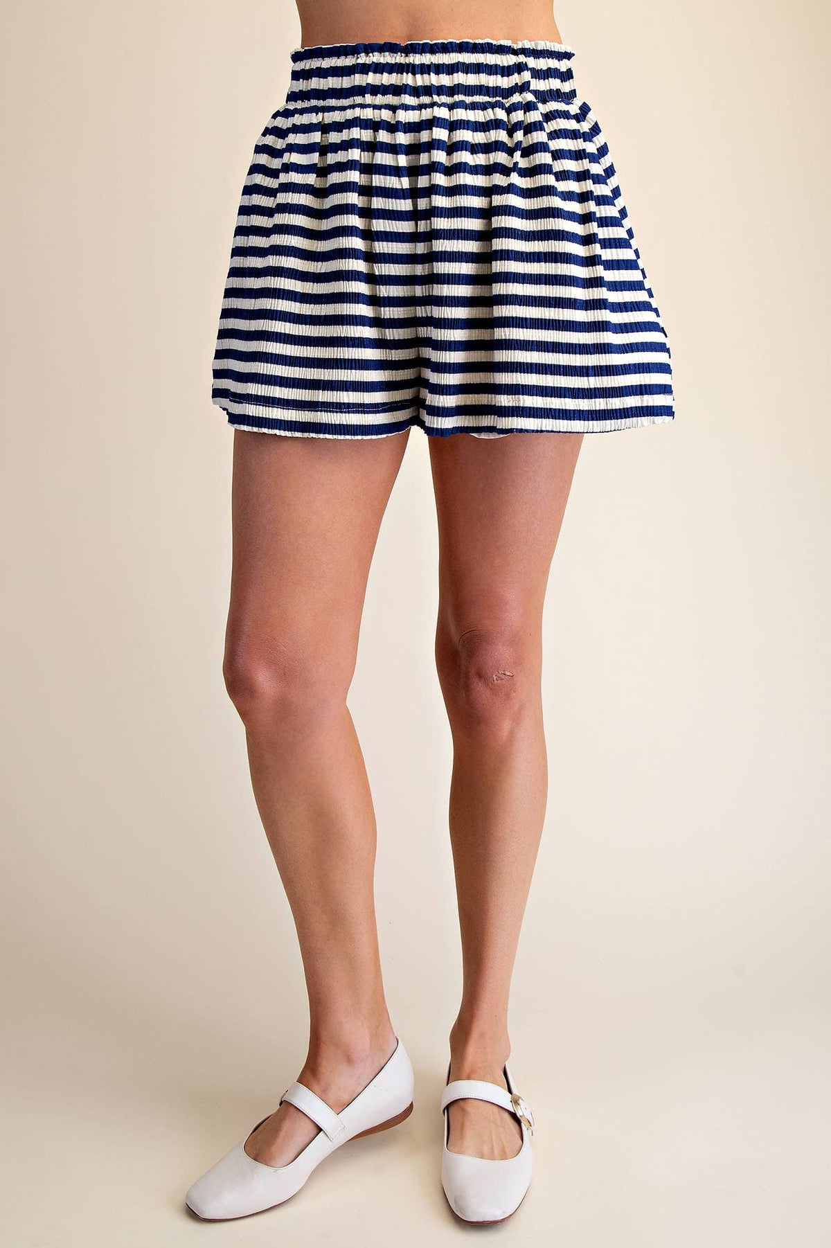Elastic Waist Band Pleats Shorts (1/2 Set)