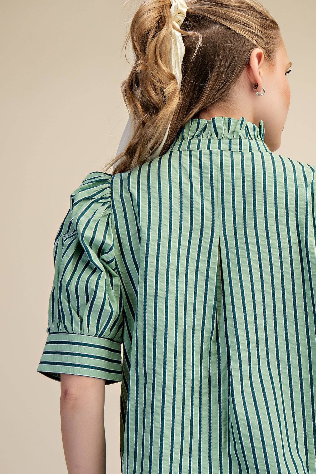 Ruffle V-neck Puff Sleeve Button Down Shirt